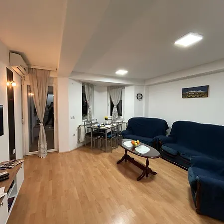 Nikolovi Apartment Skopje Exterior photo